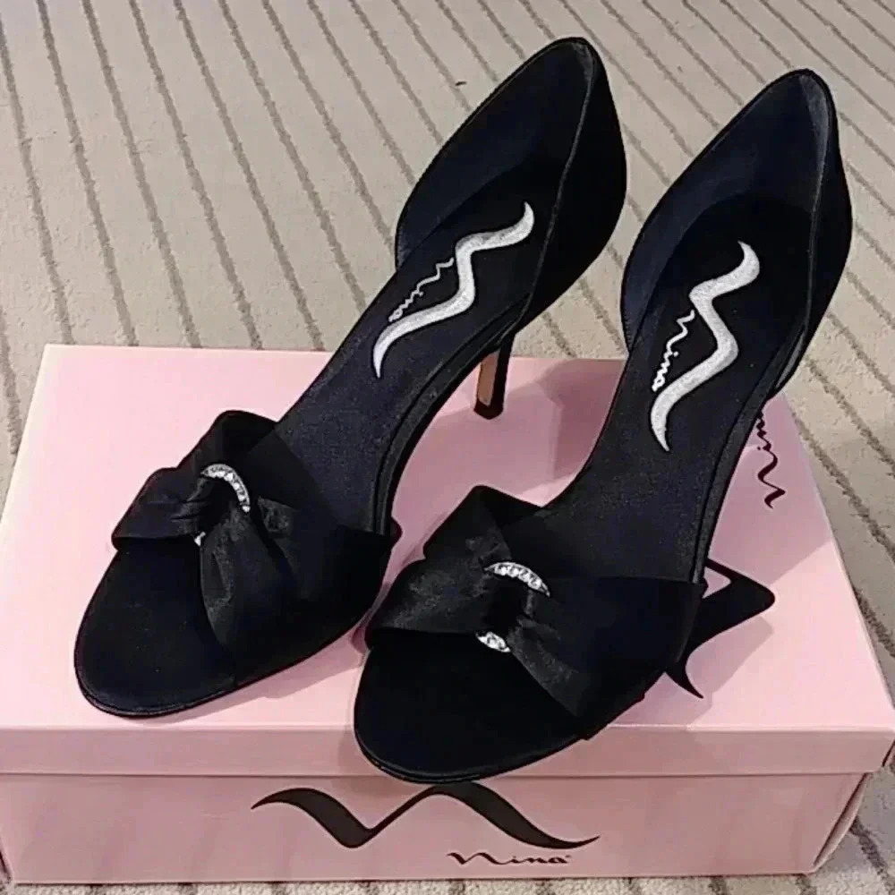 Nina Black Dress Shoes